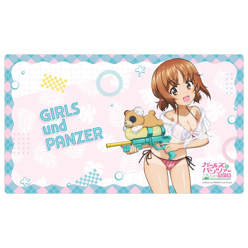 ガールズ&パンツァー 最終章 描き下ろしラバーマット 西住みほ/水鉄砲 日焼けVer. ("GIRLS und PANZER das Finale" Original Illustration Rubber Mat Nishizumi Miho / Water Gun Sunburn Ver.)